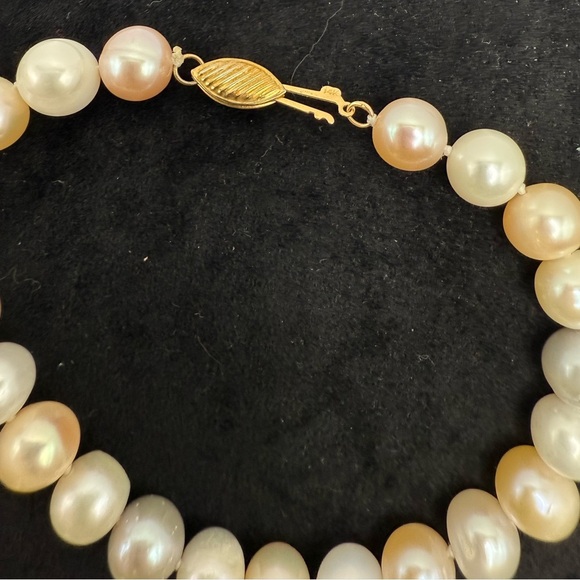 Natural Pearl Bracelet 14k - Picture 3 of 4